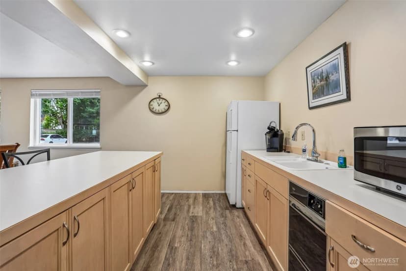 Property photo for 250 Nw Dogwood Street #e104, Issaquah photo 29