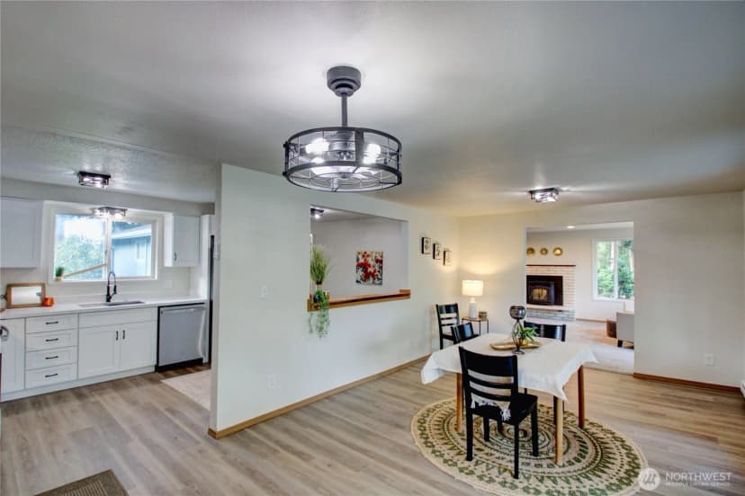 Property photo for 6968 Steelhead Lane, Burlington photo 19