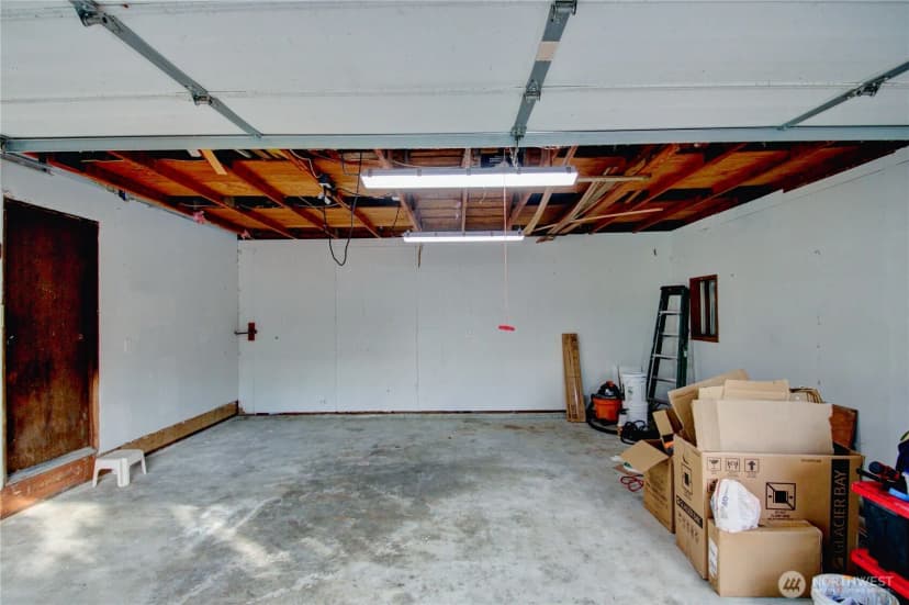 Property photo for 6968 Steelhead Lane, Burlington photo 24