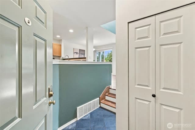 Property photo for 8828 238th Street Sw #d, Edmonds photo 2