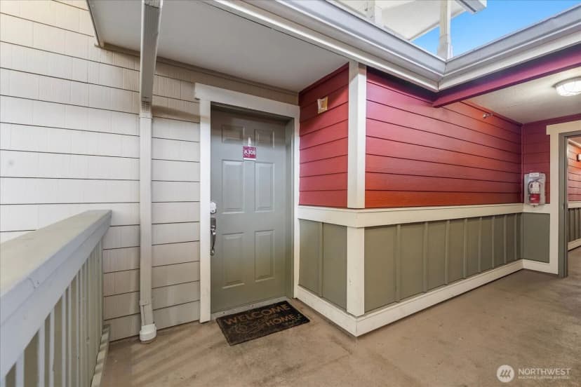 Property photo for 7711 Ne 175th Street #308, Kenmore photo 7