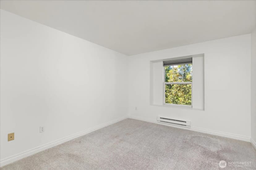 Property photo for 7711 Ne 175th Street #308, Kenmore photo 26