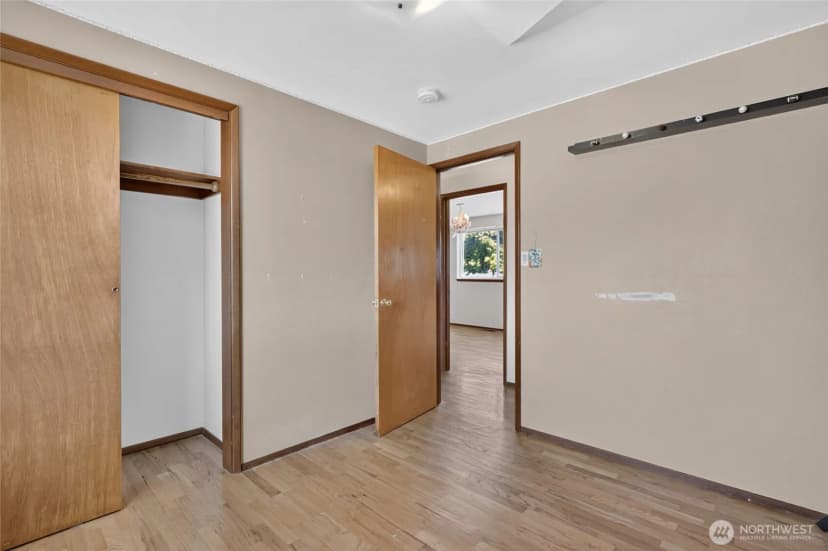 Property photo for 2914 44th Avenue Ne, Tacoma photo 23