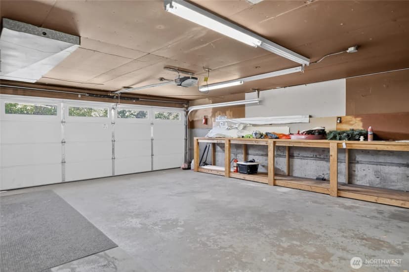 Property photo for 2914 44th Avenue Ne, Tacoma photo 24