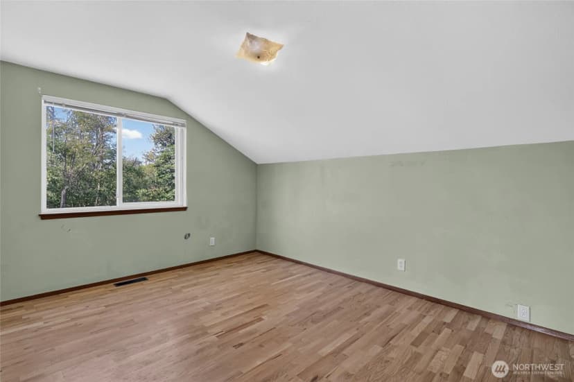 Property photo for 2914 44th Avenue Ne, Tacoma photo 20