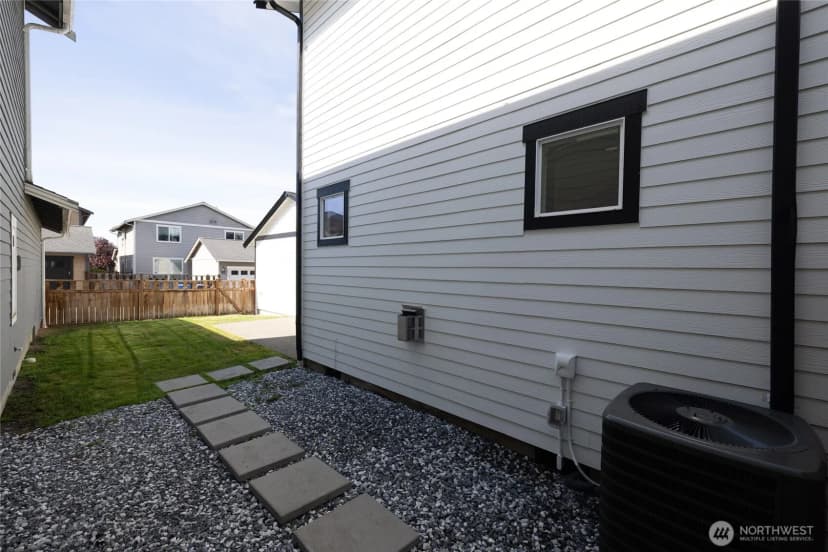 Property photo for 18530 97th Avenue Ct E, Puyallup photo 33