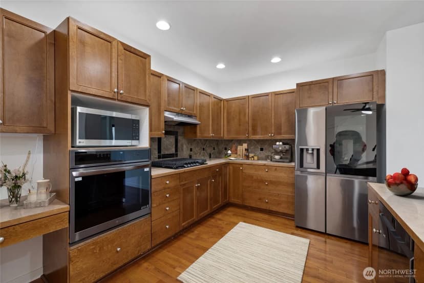 Property photo for 18530 97th Avenue Ct E, Puyallup photo 6