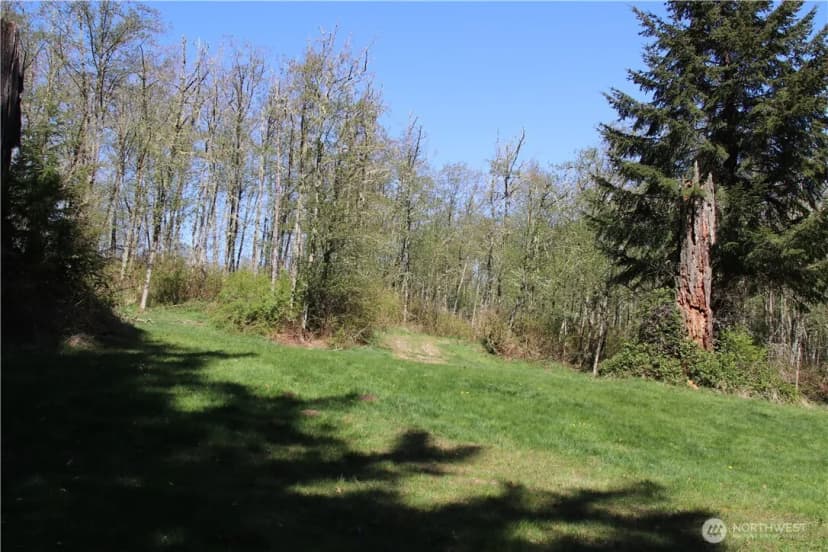 Property photo for 17635 Se Cougar Mountain Drive, Bellevue photo 7