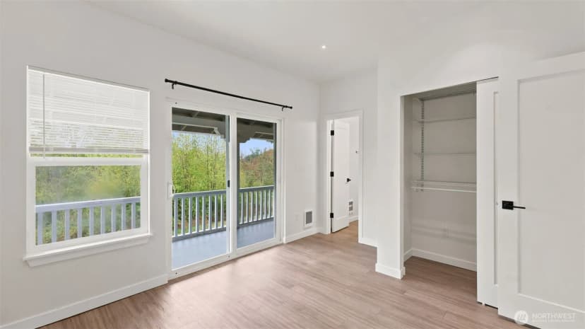 Property photo for 3315 E Grandview Avenue, Tacoma photo 17