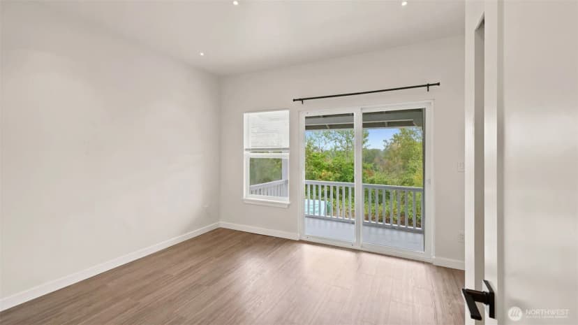 Property photo for 3315 E Grandview Avenue, Tacoma photo 16