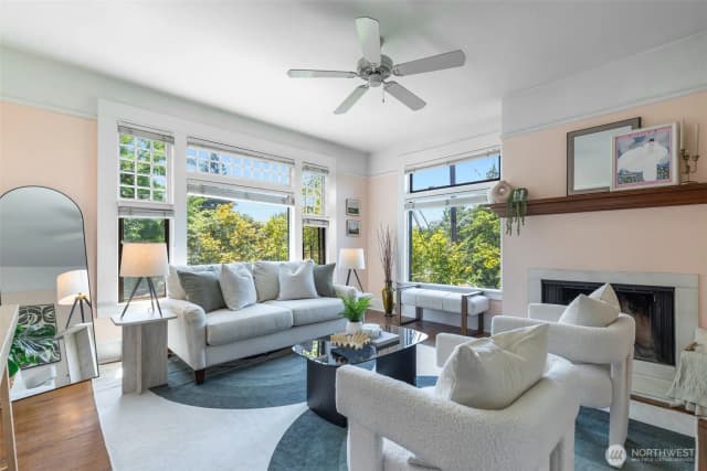 Property photo for 904 E Miller Street #4, Seattle
