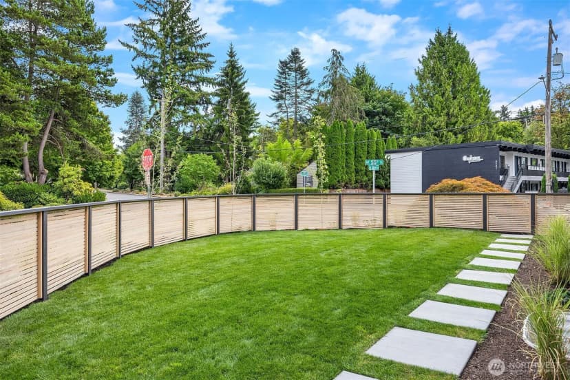Property photo for 4530 Ne 55th Street, Seattle photo 15