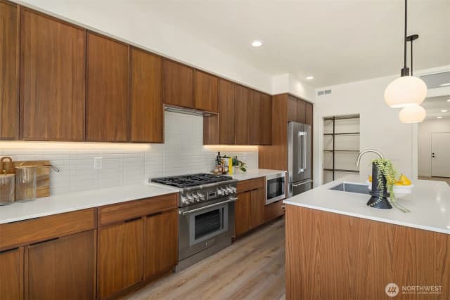 Property photo for 4530 Ne 55th Street, Seattle photo 4