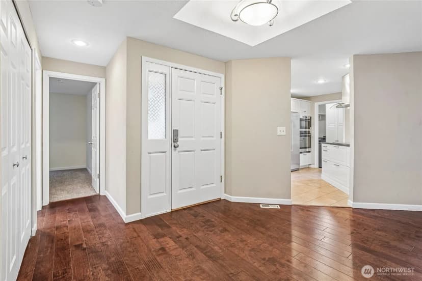 Property photo for 11641 Ne 95th Street, Kirkland photo 15