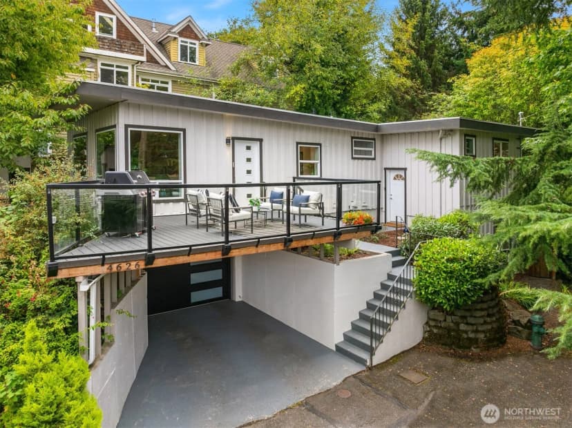 Property photo for 4626 33rd Avenue W, Seattle