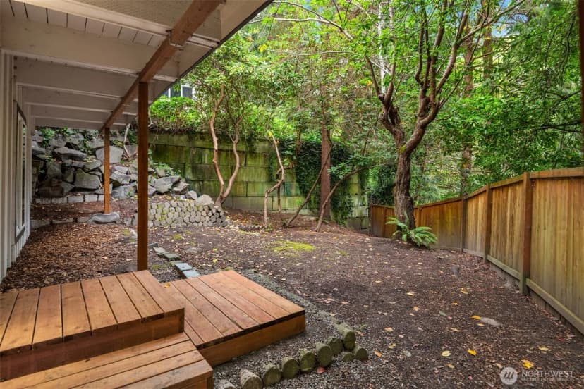 Property photo for 4626 33rd Avenue W, Seattle photo 31