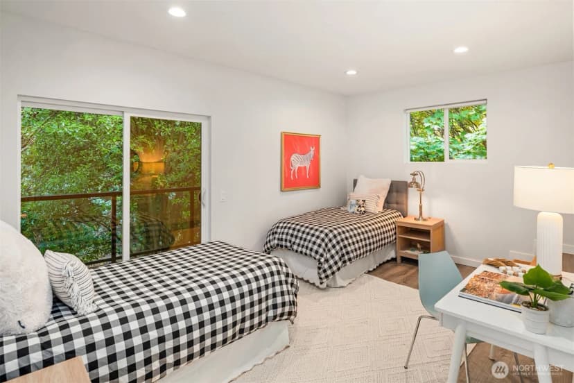 Property photo for 4626 33rd Avenue W, Seattle photo 18