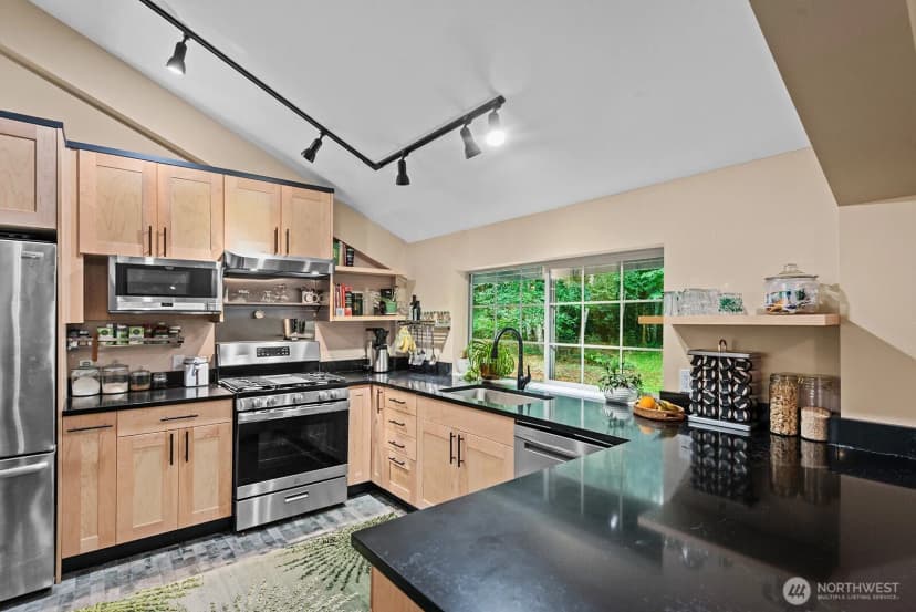 Property photo for 517 Nw Old Orchard Way, Poulsbo photo 13