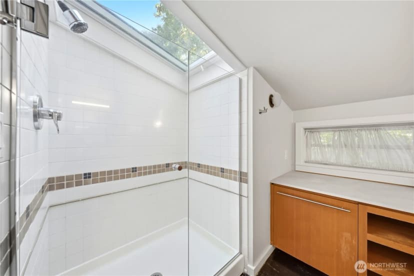 Property photo for 1731 Lake Washington Boulevard S, Seattle photo 24