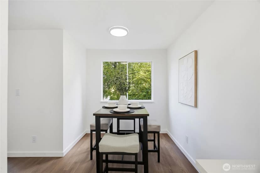 Property photo for 18900 8th Avenue Nw #203, Shoreline photo 9