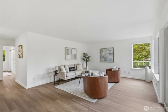 Property photo for 18900 8th Avenue Nw #203, Shoreline photo 3