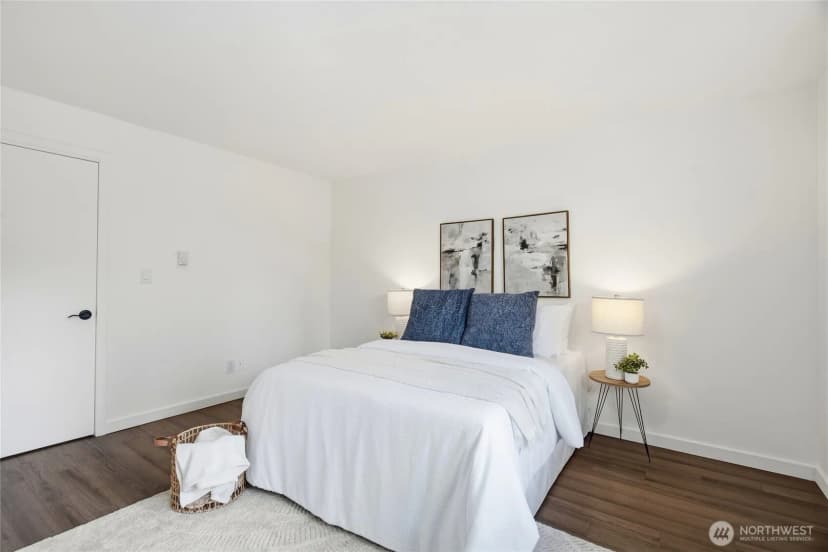 Property photo for 18900 8th Avenue Nw #203, Shoreline photo 15