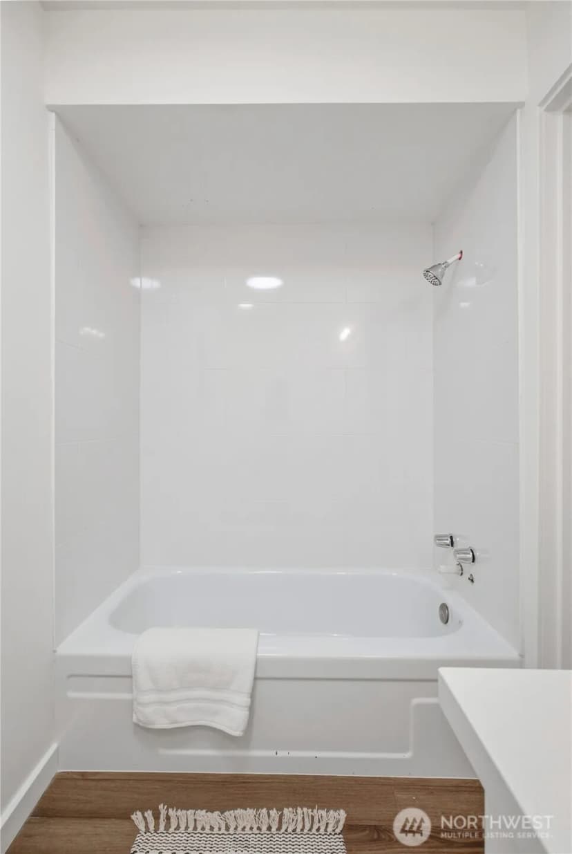Property photo for 18900 8th Avenue Nw #203, Shoreline photo 18