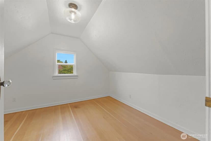Property photo for 4550 6th Avenue, Tacoma photo 15