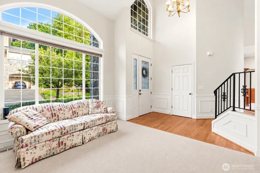Property photo for 8218 Ne 187th Way, Kenmore photo 4