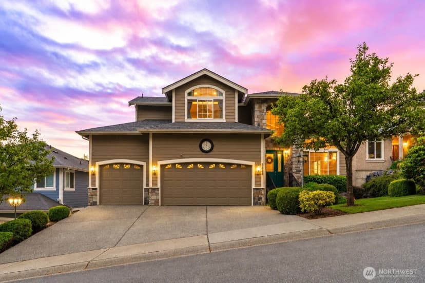 Property photo for 8218 Ne 187th Way, Kenmore