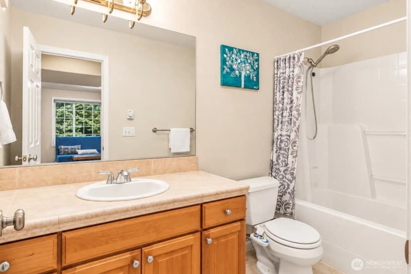 Property photo for 8218 Ne 187th Way, Kenmore photo 33