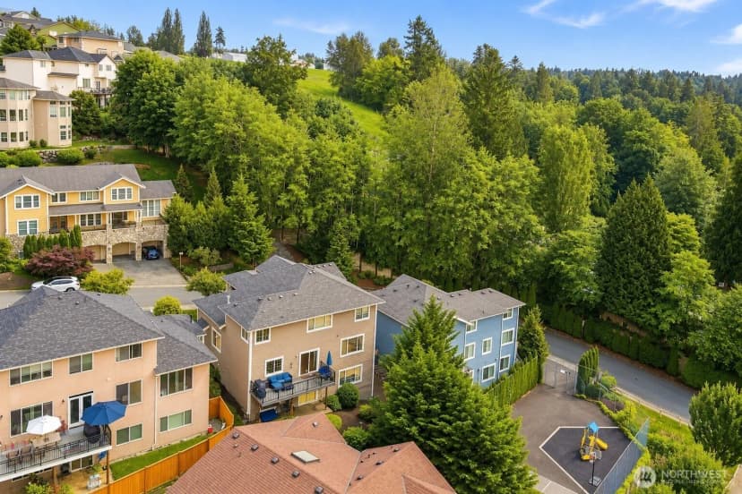 Property photo for 8218 Ne 187th Way, Kenmore photo 39