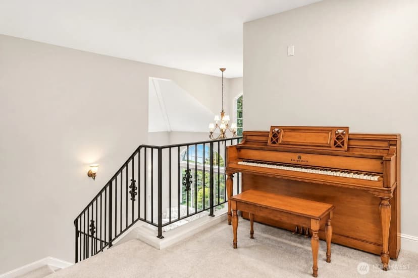 Property photo for 8218 Ne 187th Way, Kenmore photo 20