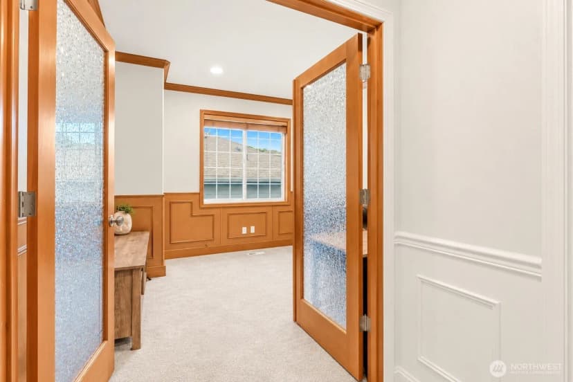 Property photo for 8218 Ne 187th Way, Kenmore photo 16