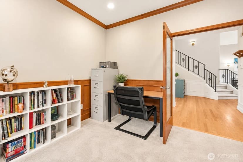 Property photo for 8218 Ne 187th Way, Kenmore photo 17