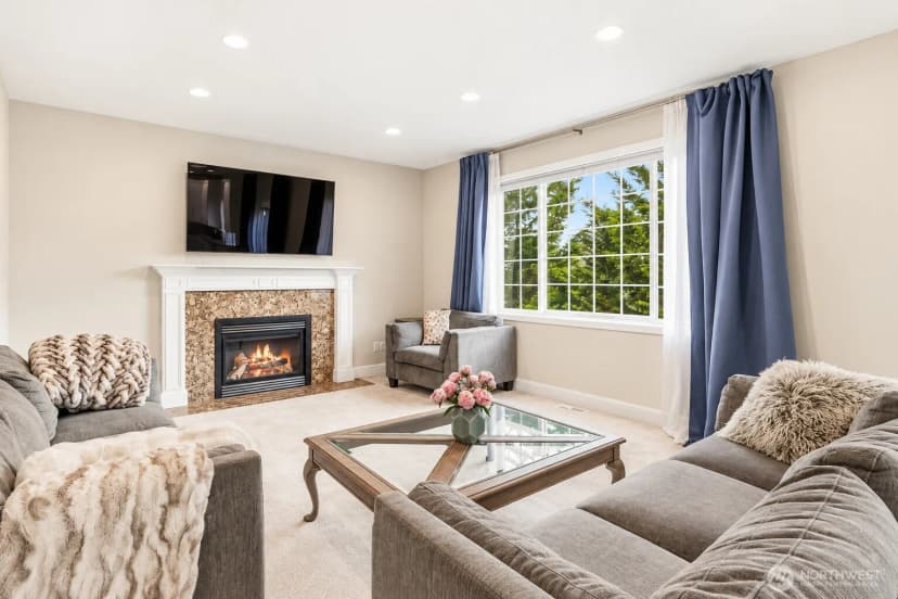 Property photo for 8218 Ne 187th Way, Kenmore photo 10