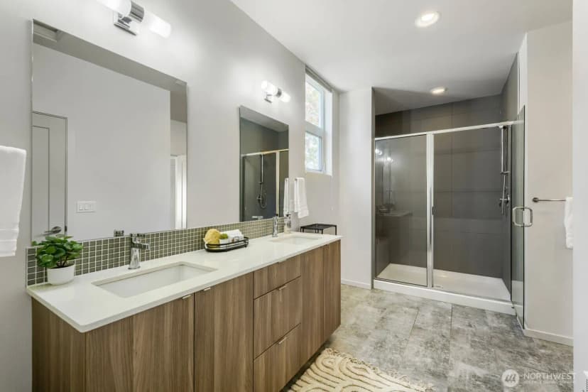 Property photo for 4224 6th Avenue Nw, Seattle photo 18