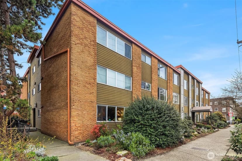 Property photo for 1707 Boylston Avenue #206, Seattle photo 22