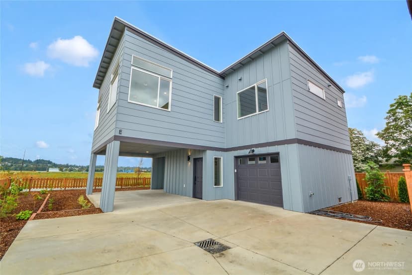 Property photo for 27523 102nd Avenue Nw #e, Stanwood photo 18