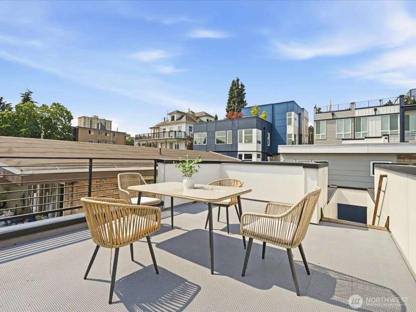 Property photo for 1339 15th Avenue S, Seattle photo 24