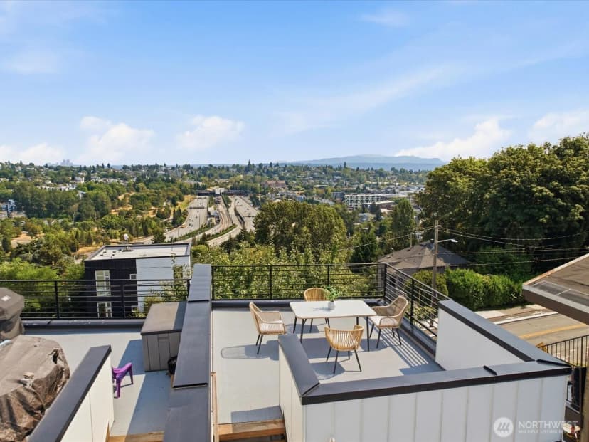 Property photo for 1339 15th Avenue S, Seattle photo 26