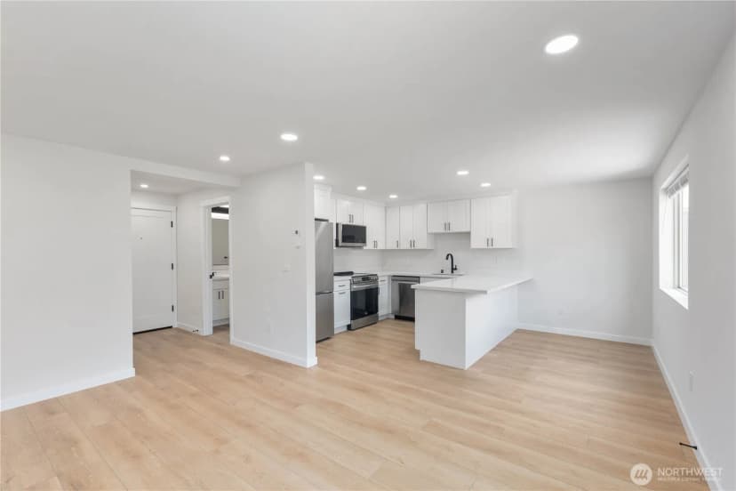 Property photo for 2201 Nw 64th Street #d, Seattle photo 12