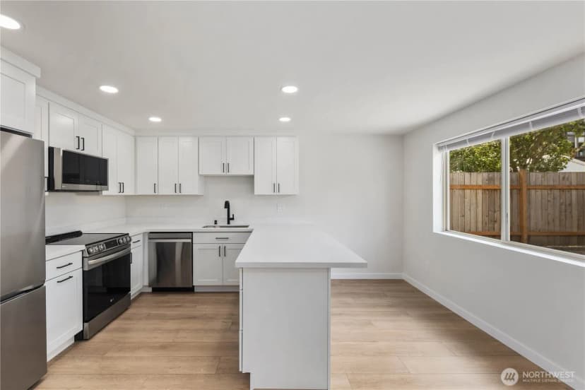 Property photo for 2201 Nw 64th Street #d, Seattle photo 14