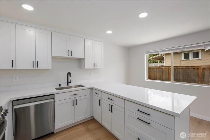Property photo for 2201 Nw 64th Street #d, Seattle photo 18