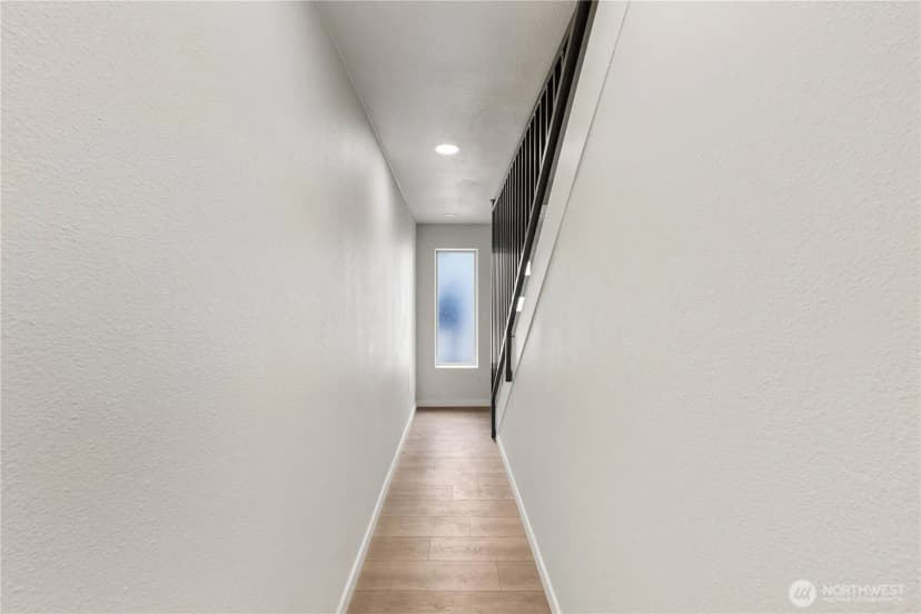 Property photo for 2201 Nw 64th Street #d, Seattle photo 6