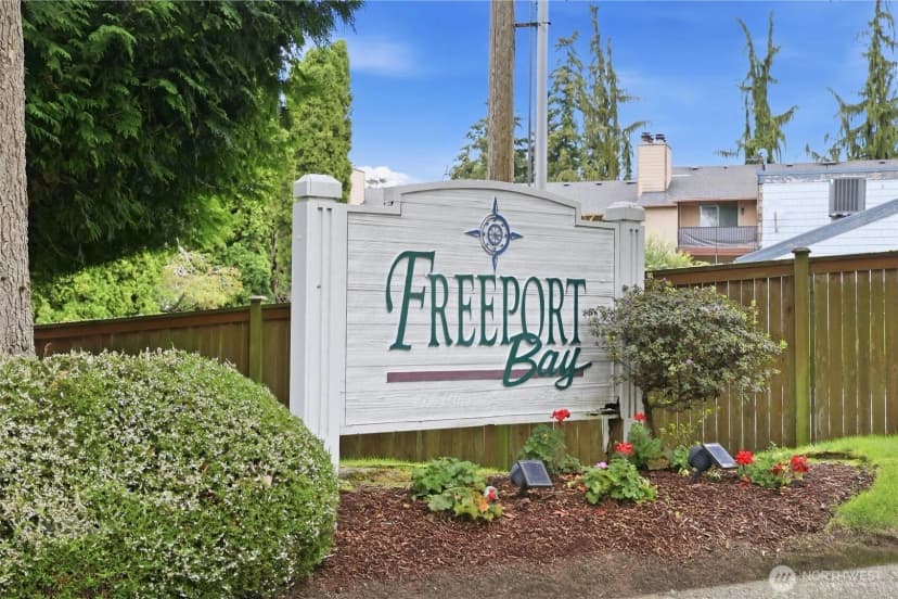 Property photo for 5012 Freeport Lane #b, Mukilteo photo 35