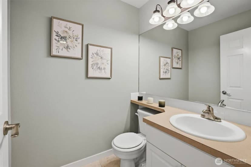 Property photo for 5012 Freeport Lane #b, Mukilteo photo 22