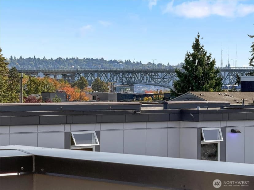 Property photo for 3646 B Greenwood Avenue N, Seattle photo 36