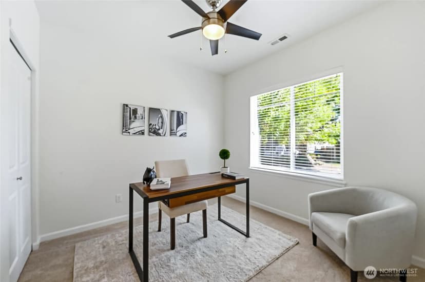 Property photo for 7624 Ne 201st Place, Kenmore photo 8