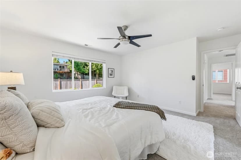 Property photo for 7624 Ne 201st Place, Kenmore photo 23